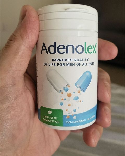 Frasco de Adenolex e cápsulas