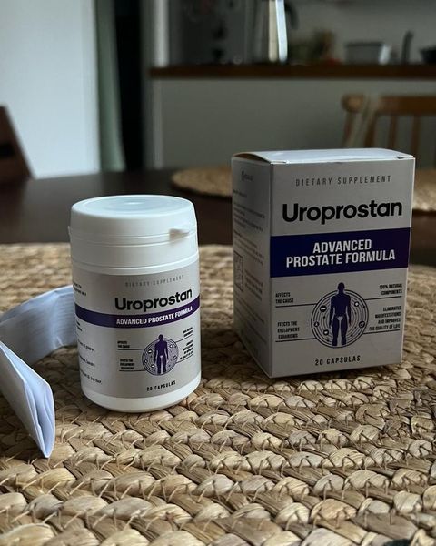 Frasco e caixa de Uroprostan sobre uma mesa